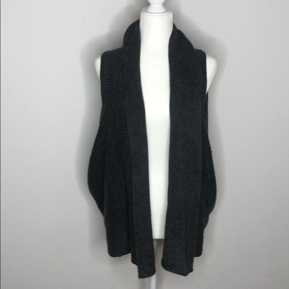 Bishop young sweater vest